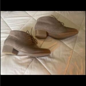 Avenue Brand size 11 booties, worn once!